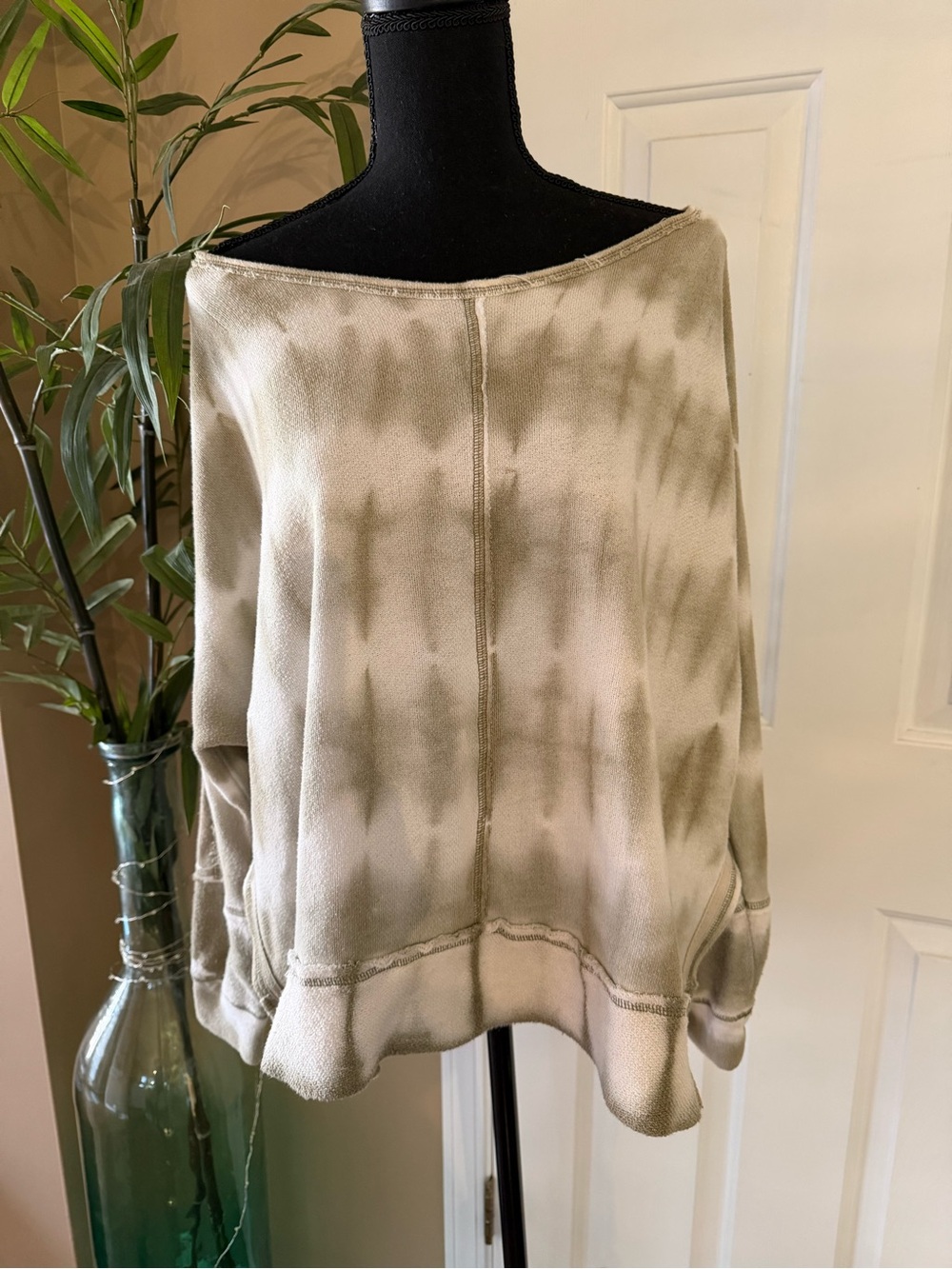 Free People Olive and Off- White Off-the-Shoulder Tie-Dye Sweatshirt/Top.
